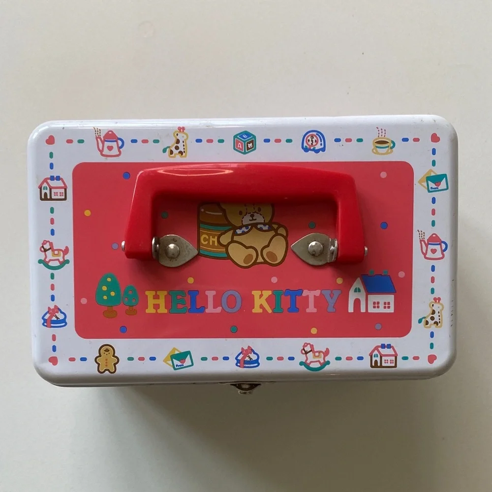HELLO KITTY TIN METAL MINI-LUNCH BOX CARRYING CASE Vintage